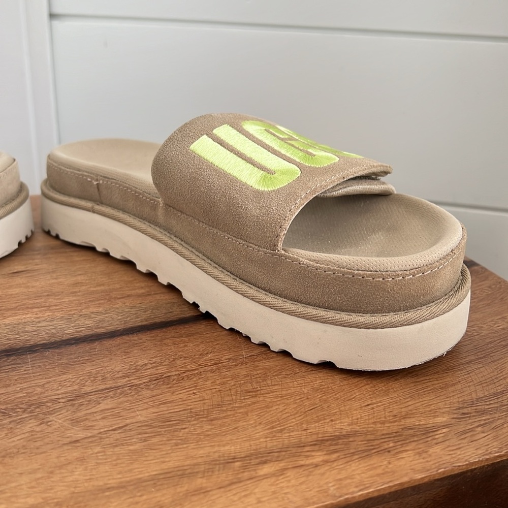 UGG platform slides - Picture 7 of 17